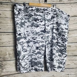 Rothco BDU COMBAT Shorts Size 3XL.Waist approx: 24.5 inches Inseam approx: 11